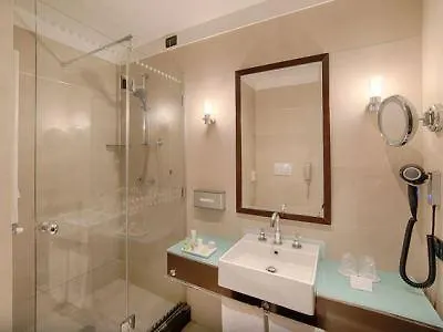 Hotel Nh Siena