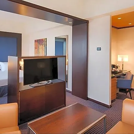 Hotell Nh Siena