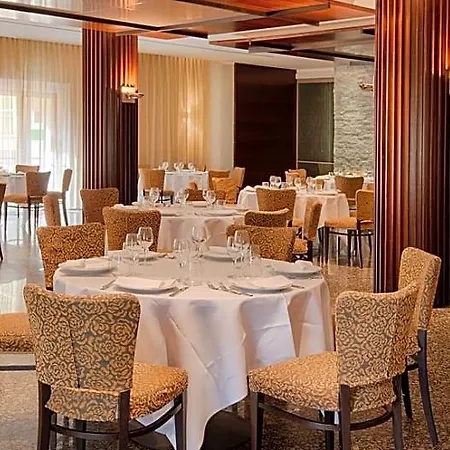 Nh Hotell 4*
