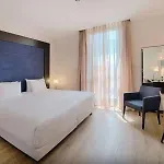 Hotel Nh 4*