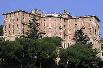 Nh Ξενοδοχείο